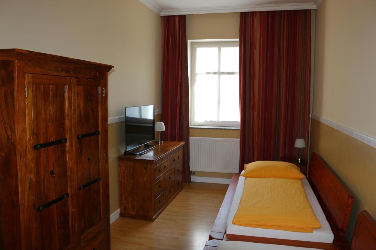 Hotel Gutshof Sagritz à Golßen Extérieur photo